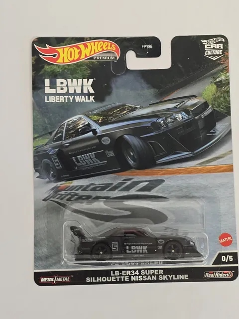 LB-ER34 Super Silhouette Nissan Skyline, chase